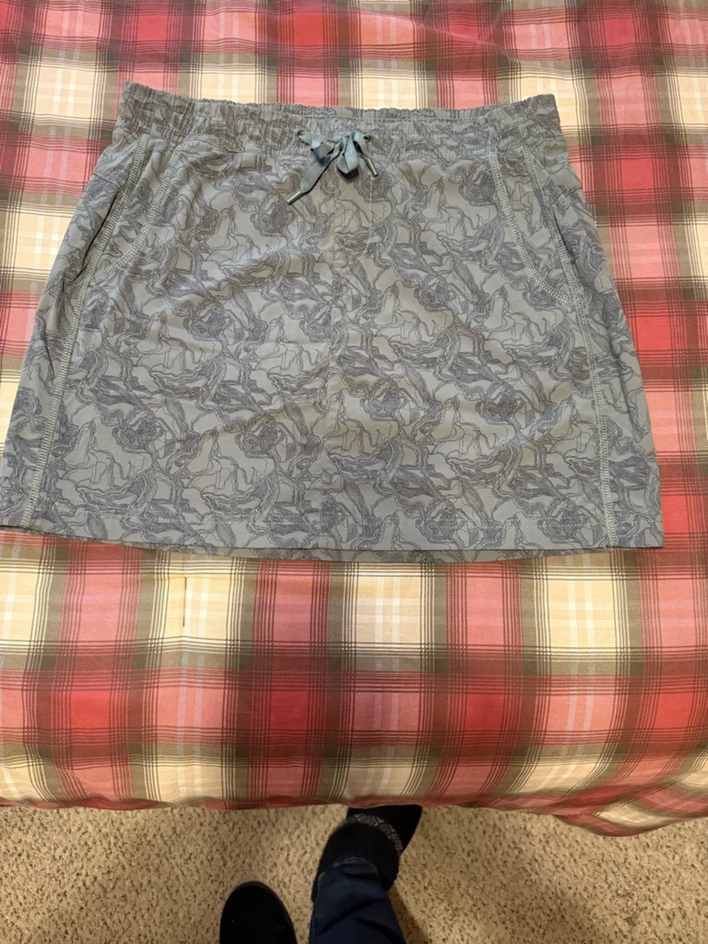 Eddie Bauer Green Floral-Print Drawstring Skort